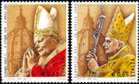 Finalmente i francobolli per Giovanni Paolo II e Benedetto XVI